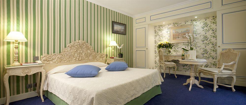 Hotel Beaubourg Parijs